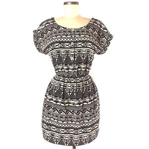Unbranded M black & ivory short sleeve mini dress